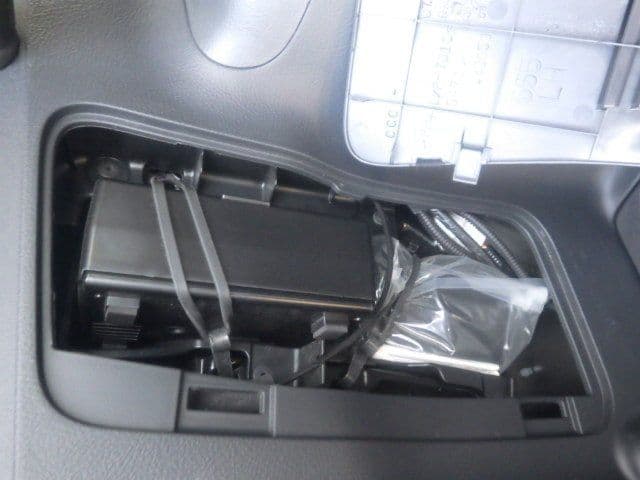 Vehicle SU00001401 large view 36