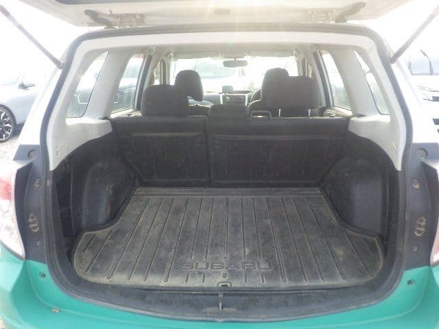 Vehicle SU00001352 large view 24