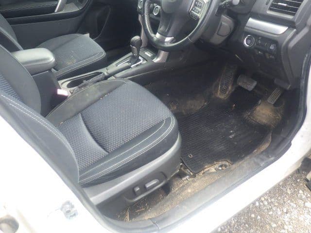 Vehicle SU00001356 large view 22