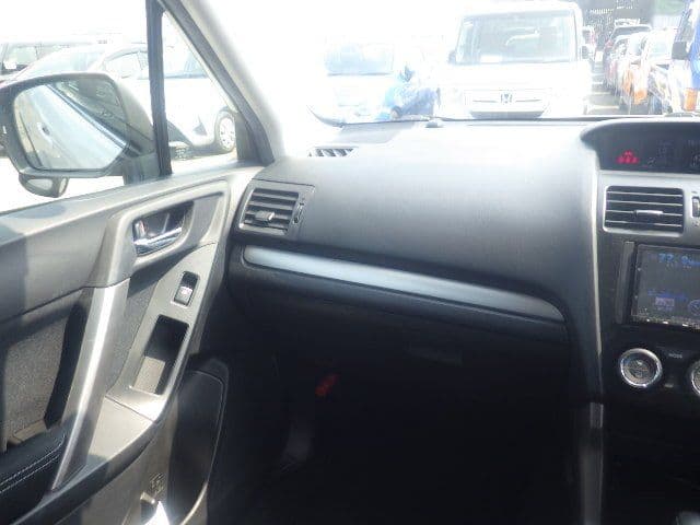 Vehicle SU00001422 large view 28