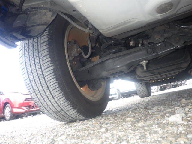 Vehicle SU00001363 large view 17