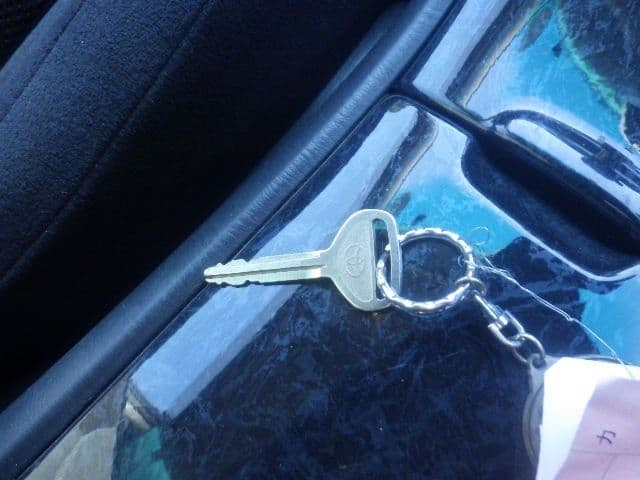 Vehicle SU00001411 large view 34