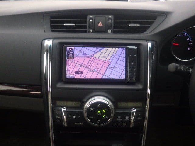 Vehicle SU00001386 large view 30