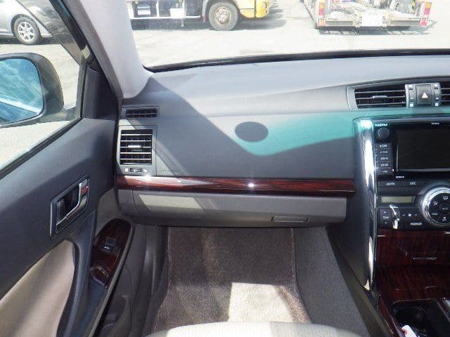 Vehicle SU00001380 large view 26