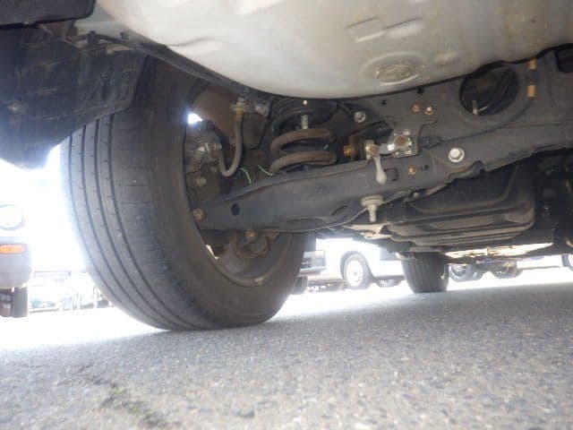 Vehicle SU00001375 large view 16