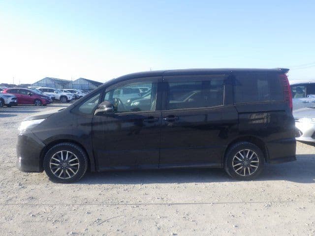 Vehicle SU00001424 large view 3