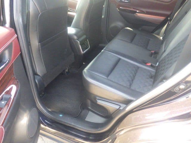 Vehicle SU00001375 large view 24