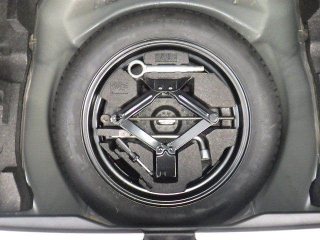 Vehicle SU00001429 large view 38