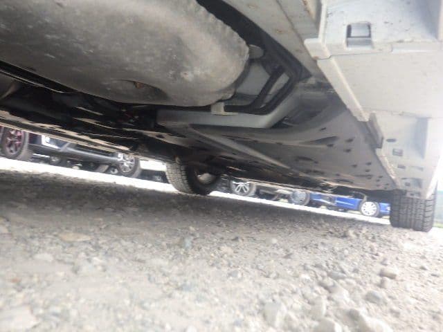 Vehicle SU00001386 large view 17