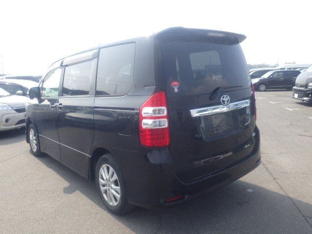 Vehicle SU00001423 large view 4