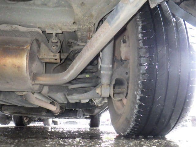 Vehicle SU00001397 large view 16