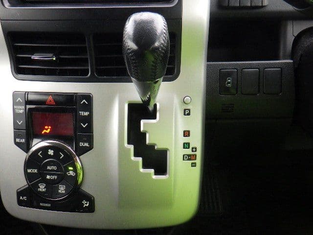 Vehicle SU00001397 large view 35