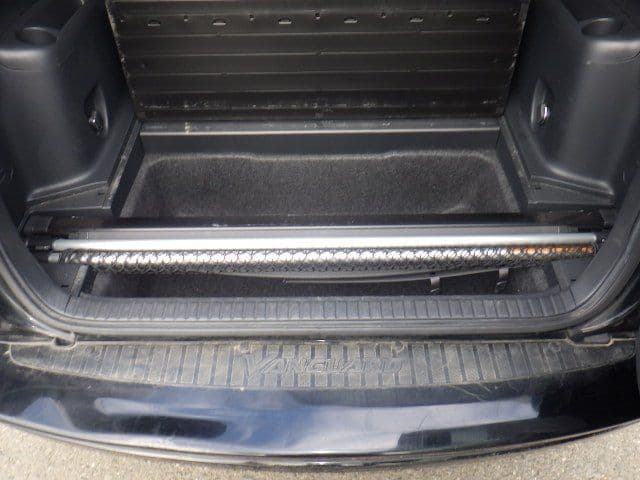 Vehicle SU00001367 large view 23