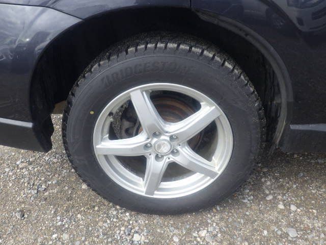 Vehicle SU00001337 large view 10