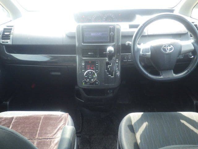 Vehicle SU00001423 large view 28