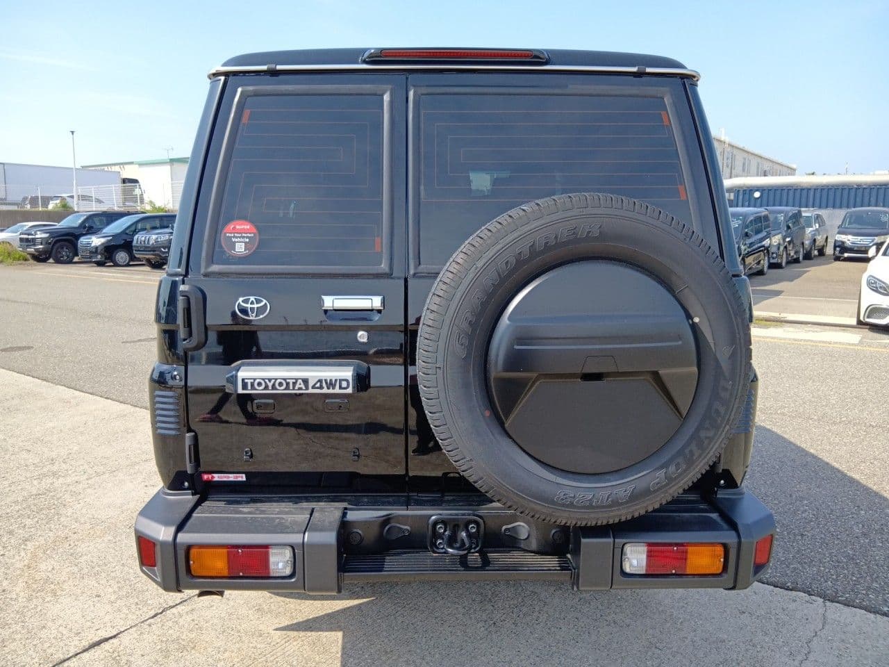 Vehicle SU00001454 large view 5