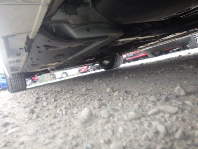 Vehicle SU00001386 large view 18