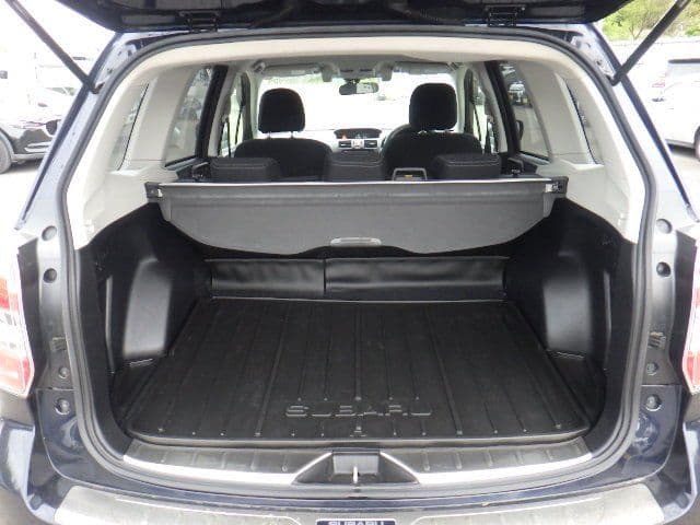 Vehicle SU00001429 large view 24