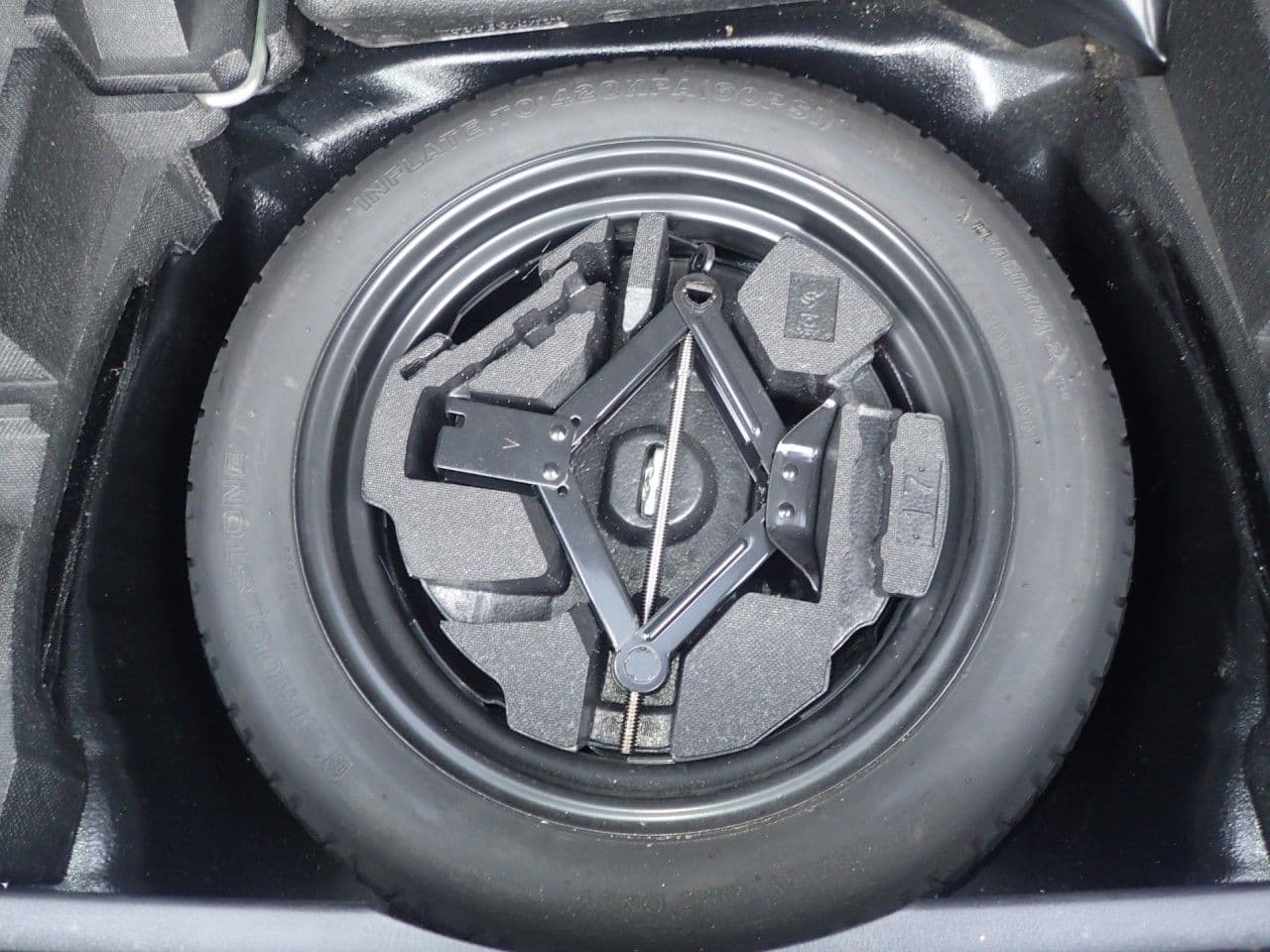 Vehicle SU00001498 large view 37