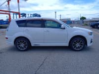 Vehicle SU00001493 thumbnail 7