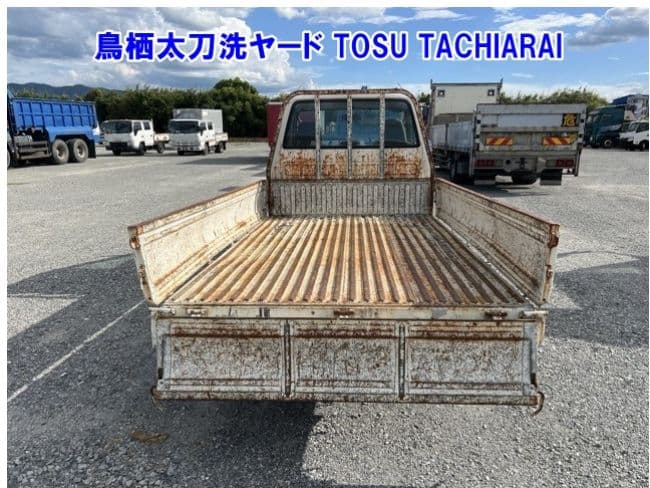 Vehicle SU00001654 large view 3