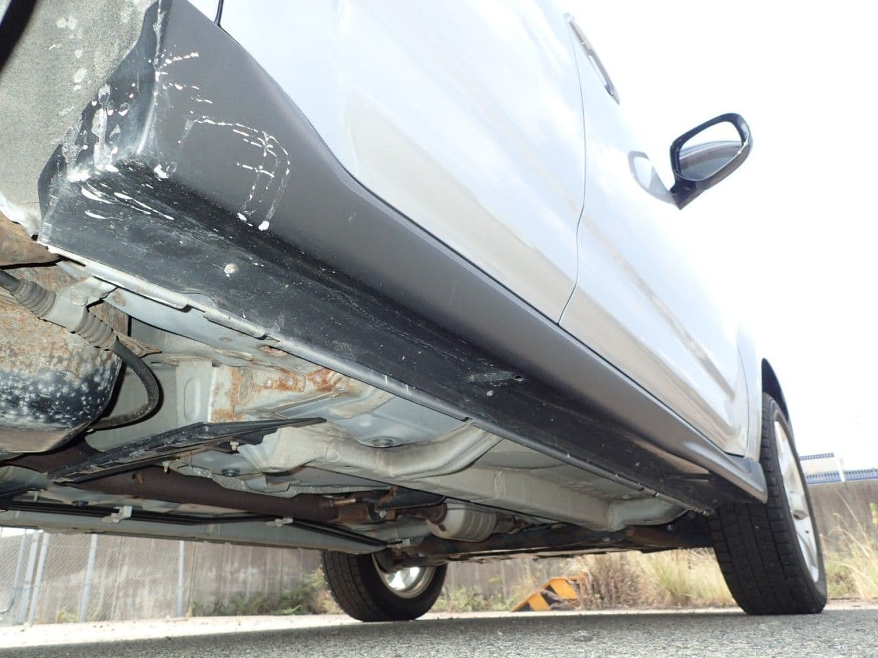 Vehicle SU00001683 large view 20