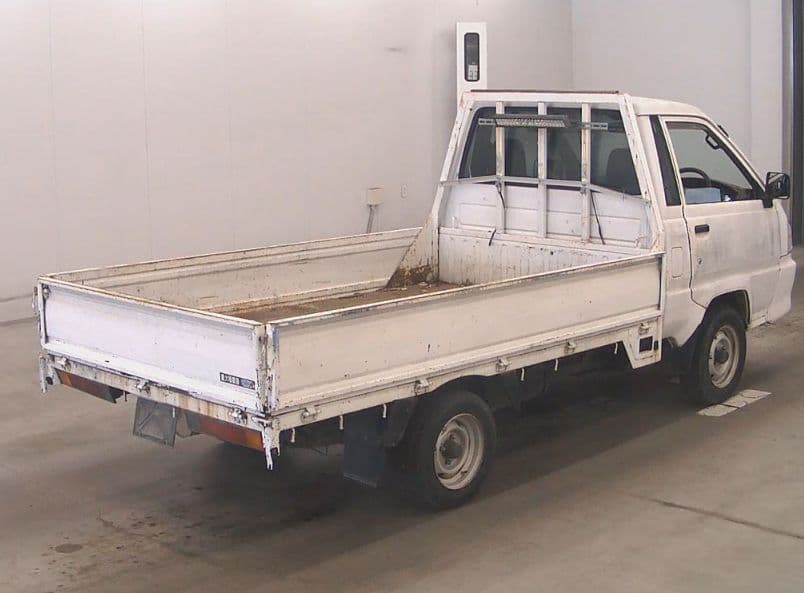 Vehicle SU00001711 large view 4